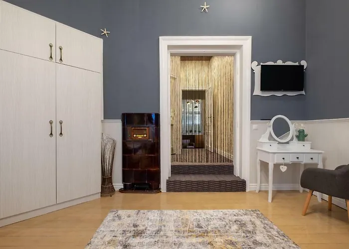 Temptation In - 24h Self Check-in *